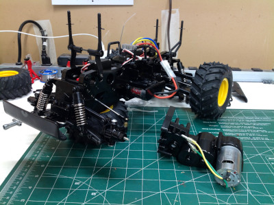 ブラックフット　ツインモーター　4WD ブラックフットエクストリームだあ！